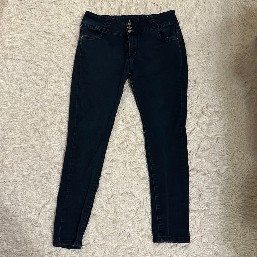 Levanta Pompis womans Skinny Jeans. Size 15